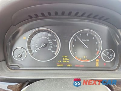 Zdjęcie 9 z 12 samochodu: 2011 BMW 550 I VIN:WBAFR9C57BC758217 - miniatura