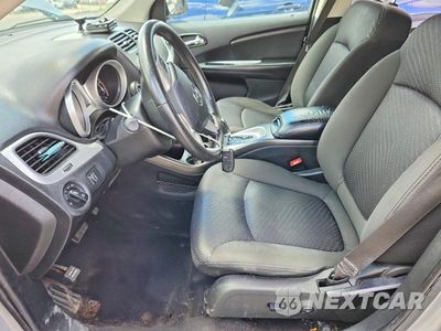 Zdjęcie 7 z 13 samochodu: 2019 DODGE JOURNEY SE VIN:3C4PDCBB6KT700887 - miniatura