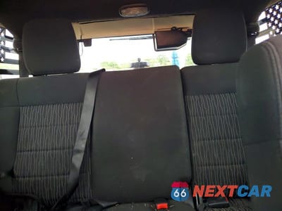 Zdjęcie 10 z 13 samochodu: 2011 JEEP WRANGLER UNLIMITED SPORT VIN:1J4BA3H16BL520395 - miniatura