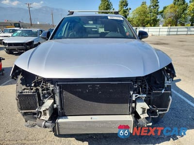 Piąte zdjęcie samochodu w środku: 2020 AUDI SQ5 PREMIUM PLUS VIN:WA1B4AFY8L2065620 - miniatura