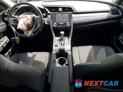 Zdjęcie 8 z 11 samochodu: 2018 HONDA CIVIC EX VIN:JHMFC1F30JX002928 - miniatura