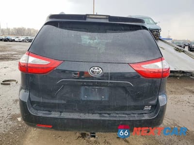 Zdjęcie 6 z 13 samochodu: 2018 TOYOTA SIENNA XLE 7-PASSENGER VIN:5TDDZ3DC8JS191033 - miniatura
