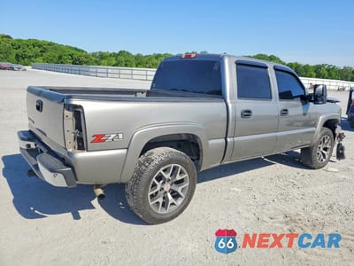 Trzecie zdjęcie samochodu z tyłu: 2006 CHEVROLET SILVERADO K1500 VIN:2GCEK13T561158729 - miniatura