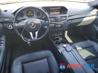 Zdjęcie 8 z 12 samochodu: 2013 MERCEDES-BENZ E 350 VIN:WDDHF5KB3DA747630 - miniatura