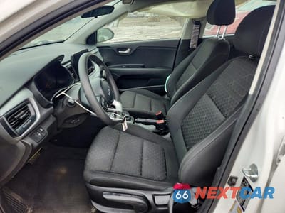 Zdjęcie 7 z 13 samochodu: 2023 KIA RIO LX VIN:3KPA24AD4PE575596 - miniatura