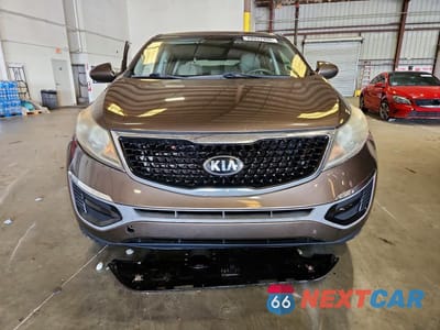 Piąte zdjęcie samochodu w środku: 2015 KIA SPORTAGE LX VIN:KNDPB3AC0F7759492 - miniatura