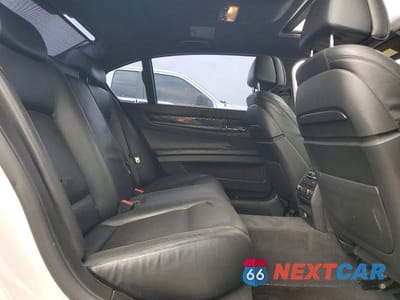 Zdjęcie 10 z 12 samochodu: 2015 BMW 750 LI VIN:WBAYE8C5XFD781571 - miniatura