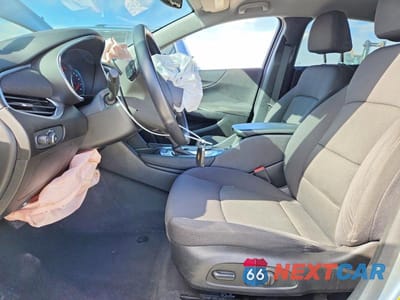 Zdjęcie 7 z 12 samochodu: 2018 CHEVROLET MALIBU LT VIN:1G1ZD5ST7JF104234 - miniatura