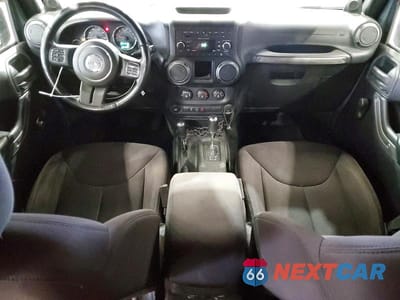 Zdjęcie 8 z 14 samochodu: 2014 JEEP WRANGLER UNLIMITED SPORT VIN:1C4BJWDG2EL118069 - miniatura