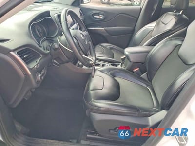Zdjęcie 7 z 13 samochodu: 2019 JEEP CHEROKEE LATITUDE PLUS VIN:1C4PJMLB6KD423788 - miniatura