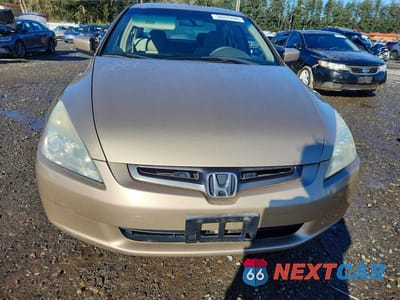 Piąte zdjęcie samochodu w środku: 2005 HONDA ACCORD LX VIN:1HGCM56435A191537 - miniatura