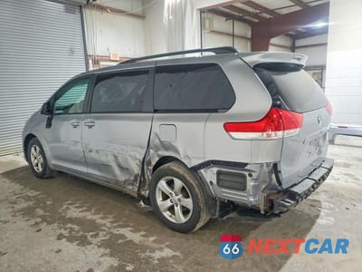 Drugie zdjęcie samochodu z przodu: 2014 TOYOTA SIENNA LE VIN:5TDKK3DC5ES489010 - miniatura