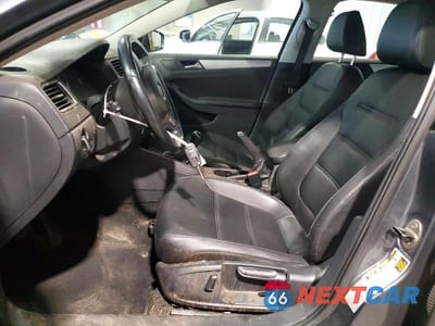 Zdjęcie 7 z 12 samochodu: 2012 VOLKSWAGEN JETTA VIN:3VWBP7AJ4DM449069 - miniatura