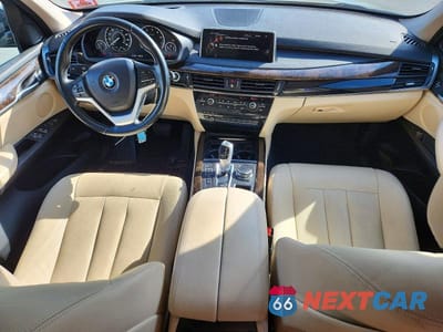 Zdjęcie 8 z 14 samochodu: 2016 BMW X5 XDRIVE35I VIN:5UXKR0C56G0S93059 - miniatura
