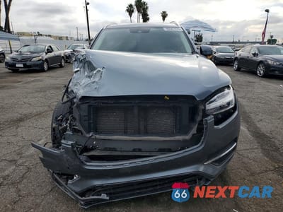 Piąte zdjęcie samochodu w środku: 2018 VOLVO XC90 T8 VIN:YV4BR0PL6J1336887 - miniatura