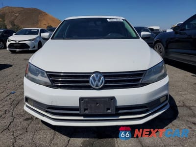 Piąte zdjęcie samochodu w środku: 2015 VOLKSWAGEN JETTA SE VIN:3VWD17AJ3FM286203 - miniatura