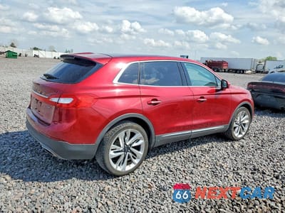 Trzecie zdjęcie samochodu z tyłu: 2017 LINCOLN MKX RESERVE VIN:2LMPJ8LR9HBL30007 - miniatura