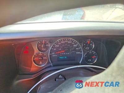 Zdjęcie 8 z 10 samochodu: 2018 CHEVROLET EXPRESS G2500 DELIVERY VAN VIN:1GCWGAFG1J1908825 - miniatura