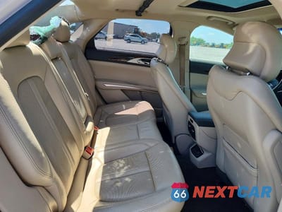 Zdjęcie 10 z 12 samochodu: 2016 LINCOLN MKZ HYBRID VIN:3LN6L2LU3GR612694 - miniatura
