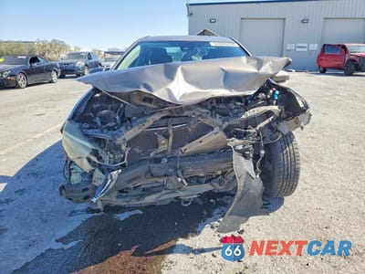 Piąte zdjęcie samochodu w środku: 2018 TOYOTA COROLLA LE VIN:2T1BURHE8JC011255 - miniatura