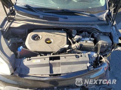 Zdjęcie 11 z 13 samochodu: 2015 KIA SOUL + VIN:KNDJP3A57F7119479 - miniatura