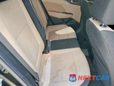 Zdjęcie 10 z 12 samochodu: 2019 HYUNDAI ACCENT SEL VIN:3KPC24A30KE061057 - miniatura