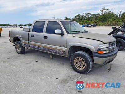 Czwarte zdjęcie samochodu z boku: 2002 CHEVROLET SILVERADO K1500 HEAVY DUTY VIN:1GCGK13U92F228091 - miniatura