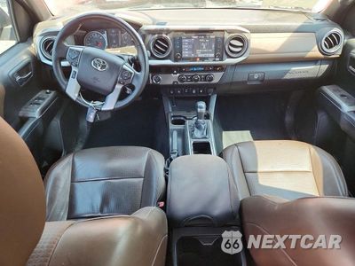 Zdjęcie 8 z 12 samochodu: 2016 TOYOTA TACOMA LIMITED VIN:3TMEZ5CNXGM009828 - miniatura