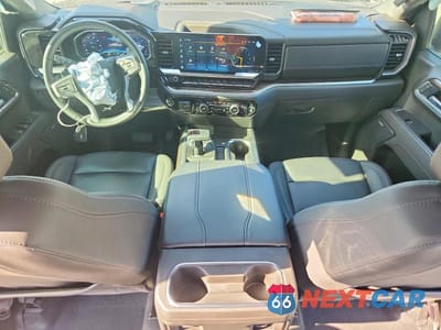 Zdjęcie 8 z 13 samochodu: 2025 CHEVROLET SILVERADO K1500 RST VIN:3GCUKEE82SG299691 - miniatura