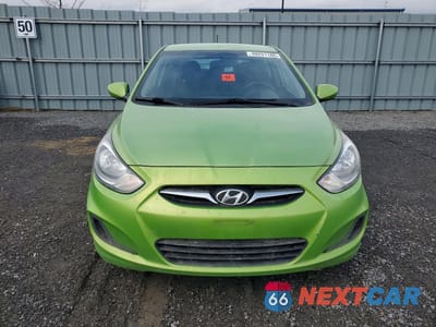 Piąte zdjęcie samochodu w środku: 2013 HYUNDAI ACCENT GS VIN:KMHCT5AE3DU080710 - miniatura