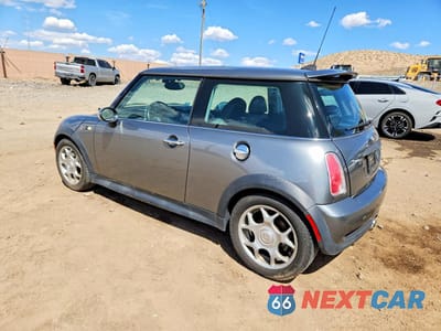 Drugie zdjęcie samochodu z przodu: 2005 MINI COOPER S VIN:WMWRE33535TL12897 - miniatura