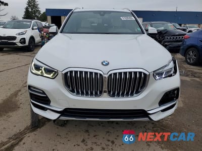 Piąte zdjęcie samochodu w środku: 2019 BMW X5 XDRIVE40I VIN:5UXCR6C53KLB12419 - miniatura