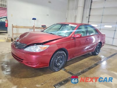 2003 TOYOTA CAMRY LE 4T1BE30K33U143594 - główne zdjęcie licytacji z USA - miniatura