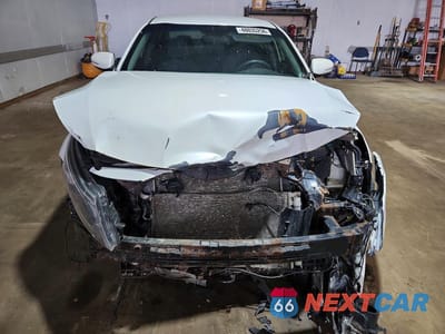 Piąte zdjęcie samochodu w środku: 2015 KIA OPTIMA LX VIN:KNAGM4A7XF5540695 - miniatura