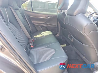 Zdjęcie 10 z 12 samochodu: 2021 TOYOTA CAMRY SE VIN:4T1T11AK8MU577689 - miniatura
