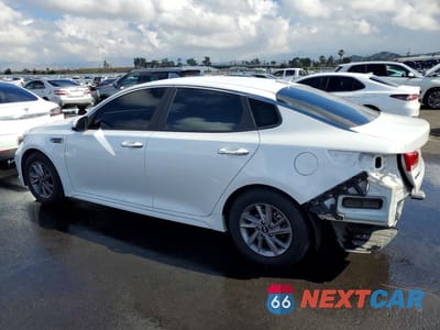 Drugie zdjęcie samochodu z przodu: 2020 KIA OPTIMA LX VIN:5XXGT4L36LG412025 - miniatura