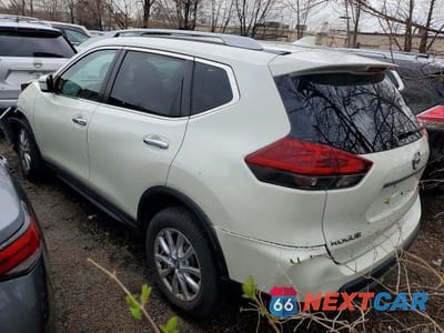 Trzecie zdjęcie samochodu z tyłu: 2019 NISSAN ROGUE S VIN:5N1AT2MVXKC750757 - miniatura