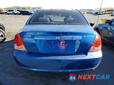 Zdjęcie 6 z 12 samochodu: 2005 HYUNDAI ELANTRA GLS VIN:KMHDN46D65U037960 - miniatura