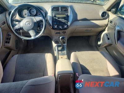 Zdjęcie 8 z 13 samochodu: 2005 TOYOTA RAV4 BASE VIN:JTEHD20V150059687 - miniatura