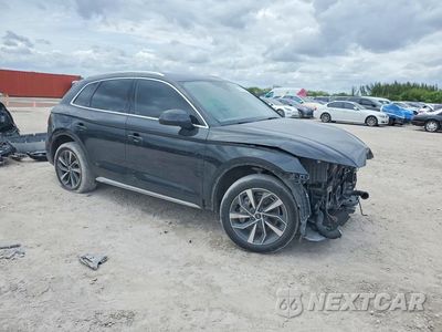 Czwarte zdjęcie samochodu z boku: 2021 AUDI Q5 PREMIUM PLUS VIN:WA1BAAFY9M2051171 - miniatura
