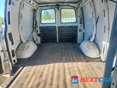Zdjęcie 10 z 13 samochodu: 2021 CHEVROLET EXPRESS G2500 VIN:1GCWGAF75M1174985 - miniatura