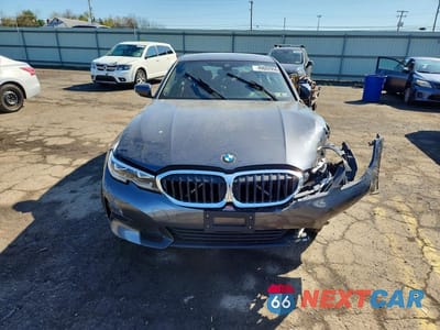Piąte zdjęcie samochodu w środku: 2022 BMW 330XI VIN:3MW5R7J08N8C36327 - miniatura