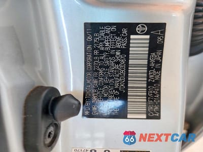 Zdjęcie 12 z 12 samochodu: 2011 TOYOTA PRIUS THREE VIN:JTDKN3DU2B0309870 - miniatura