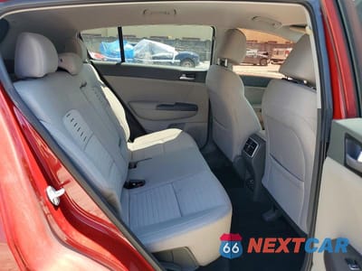 Zdjęcie 10 z 12 samochodu: 2018 KIA SPORTAGE LX VIN:KNDPM3AC3J7447461 - miniatura