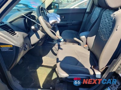 Zdjęcie 7 z 12 samochodu: 2011 KIA SOUL + VIN:KNDJT2A22B7711250 - miniatura