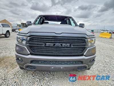 Piąte zdjęcie samochodu w środku: 2021 RAM 1500 BIG HORN VIN:1C6RRFFG5MN628124 - miniatura