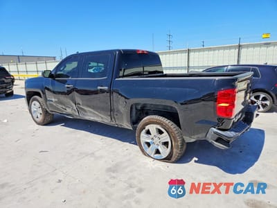 Drugie zdjęcie samochodu z przodu: 2018 CHEVROLET SILVERADO C1500 CUSTOM VIN:3GCPCPEHXJG277880 - miniatura