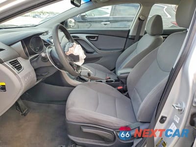 Zdjęcie 7 z 12 samochodu: 2015 HYUNDAI ELANTRA SE VIN:5NPDH4AE0FH642807 - miniatura