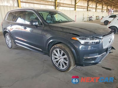 Czwarte zdjęcie samochodu z boku: 2016 VOLVO XC90 T8 VIN:YV4BC0PL4G1090304 - miniatura