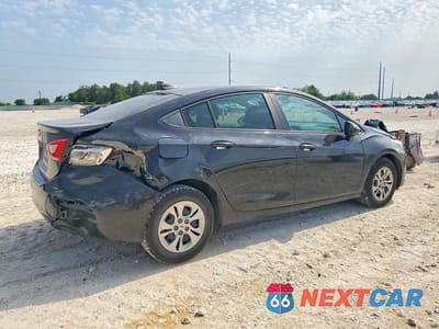 Trzecie zdjęcie samochodu z tyłu: 2019 CHEVROLET CRUZE LS VIN:1G1BC5SM7K7122547 - miniatura